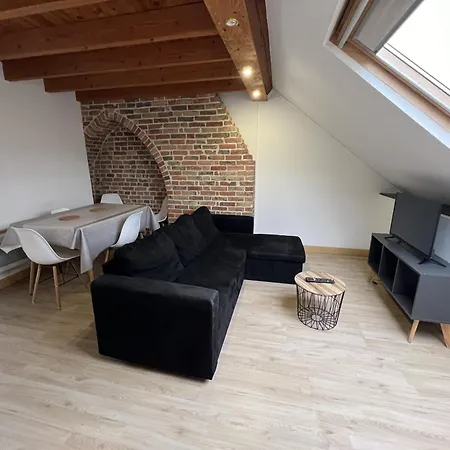 Amiens, Sous Les Toits 4-6 Pers Διαμέρισμα *